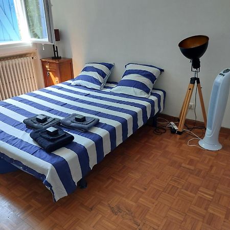 Chambre Dans Villa Marseille Eksteriør billede